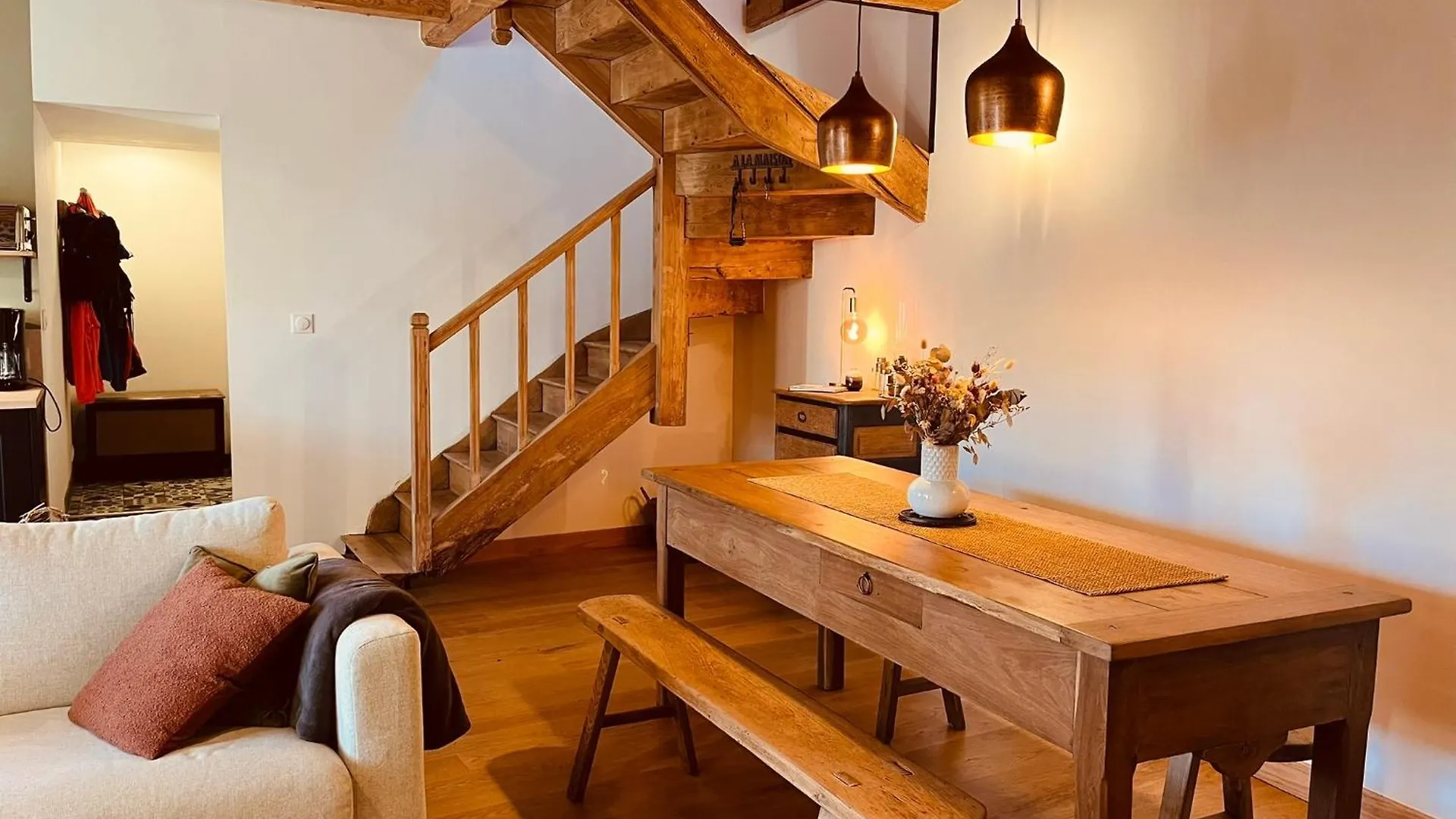 Maison Authentique Au Coeur Des Montagnes, 8Pers Thiezac France